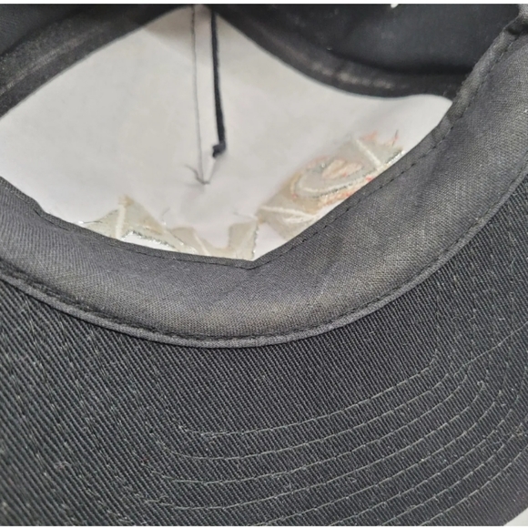 Vintage Diva No Man\'s Band Adjustable Hat Cap One Size Snap Back 90s
